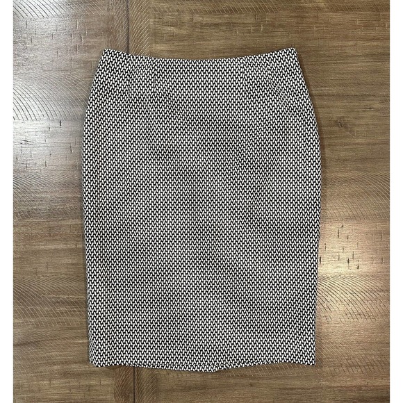Jones Studio Separates Women’s 6 Black White Geometric Print Pencil Skirt Lined - Picture 12 of 12